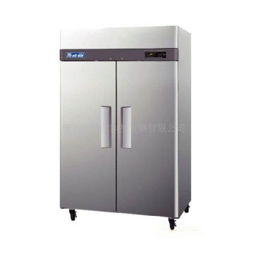 CM3R47-4 Commercial Freezer