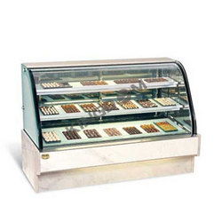 Curved Glass Chocolate Showcases