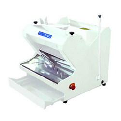 European Bread Slicer slicing machine