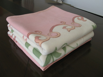 100% Australian Wool Pile Jacquard Blanket