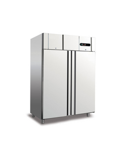 Commercial refrigerator