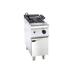 Pasta cooker