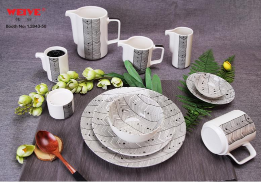 Color porcelain ware