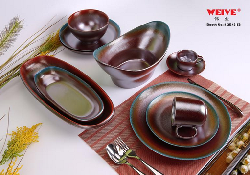 Color porcelain ware