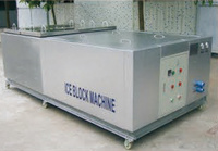 Block ice machine