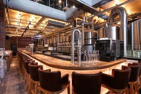 Case -  Goose Island Brewhouse
