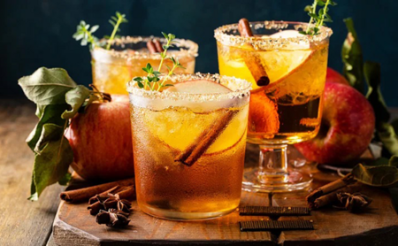 Thanksgiving Sangria Is The Cozy Drink That Shines At Holiday Parties