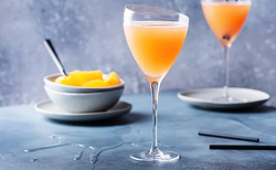 Peach Purée Vs Nectar: Which Is Best For Bellinis?