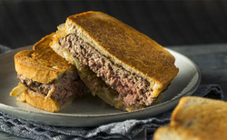 Is A Patty Melt A Burger Or A Sandwich It's Complicated