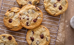 Here's What Happens If You Make Cookies With Sweetened Condensed Milk