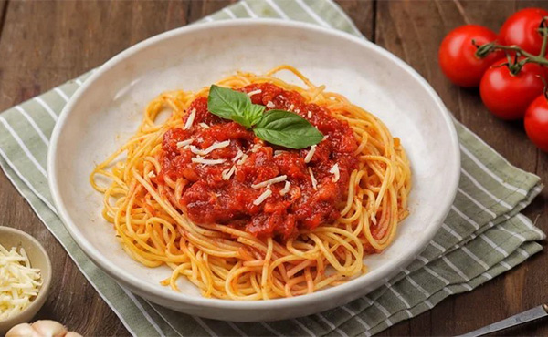 Upgrade Plain Spaghetti Sauce With A Condiment That's Just Sitting In Your Fridge