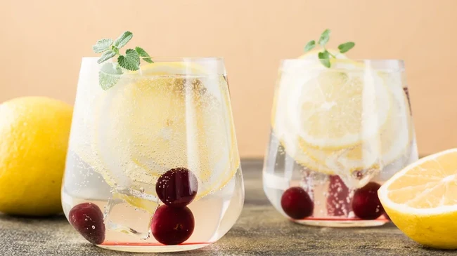 What Is A Spritzer, And How Is It Different From Seltzer?