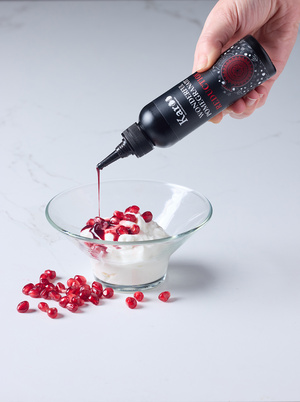 Pomegranate reduction