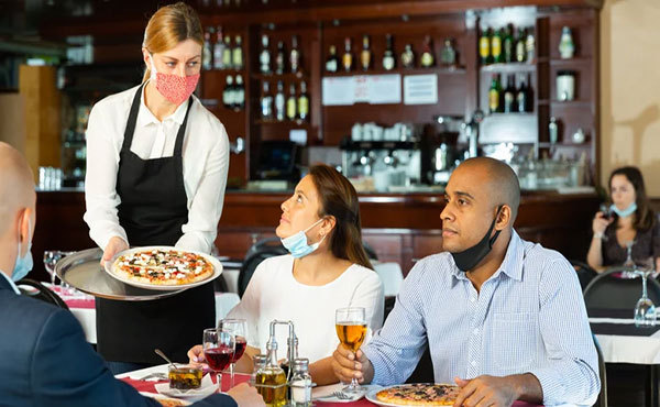 5 Signs This Once-Popular Italian Restaurant Chain Might Not Survive 2026