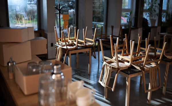 5 Signs This Once-Popular Italian Restaurant Chain Might Not Survive 2026